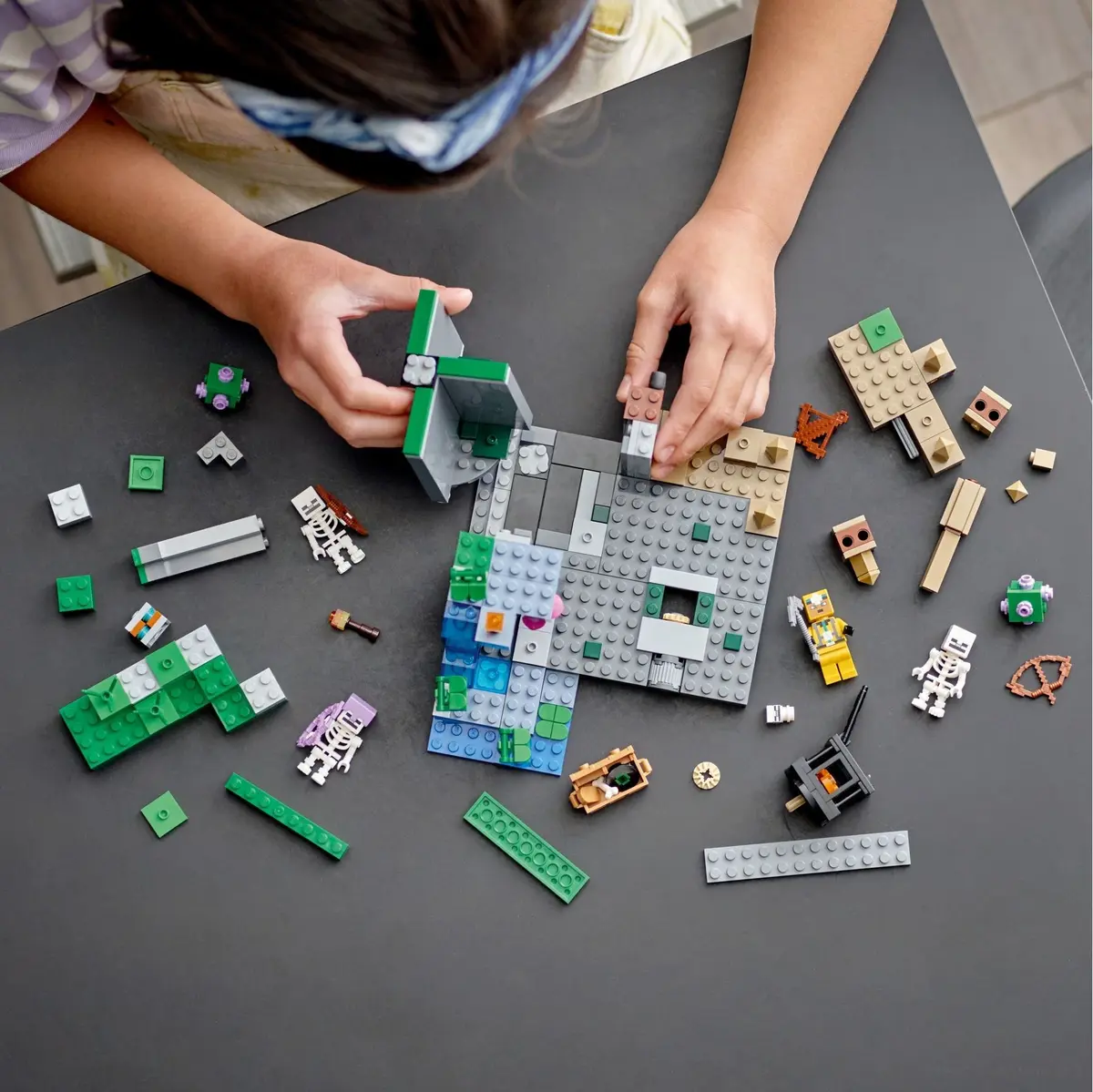 LEGO Minecraft 21189 The Skeleton Dungeon set, image 4
