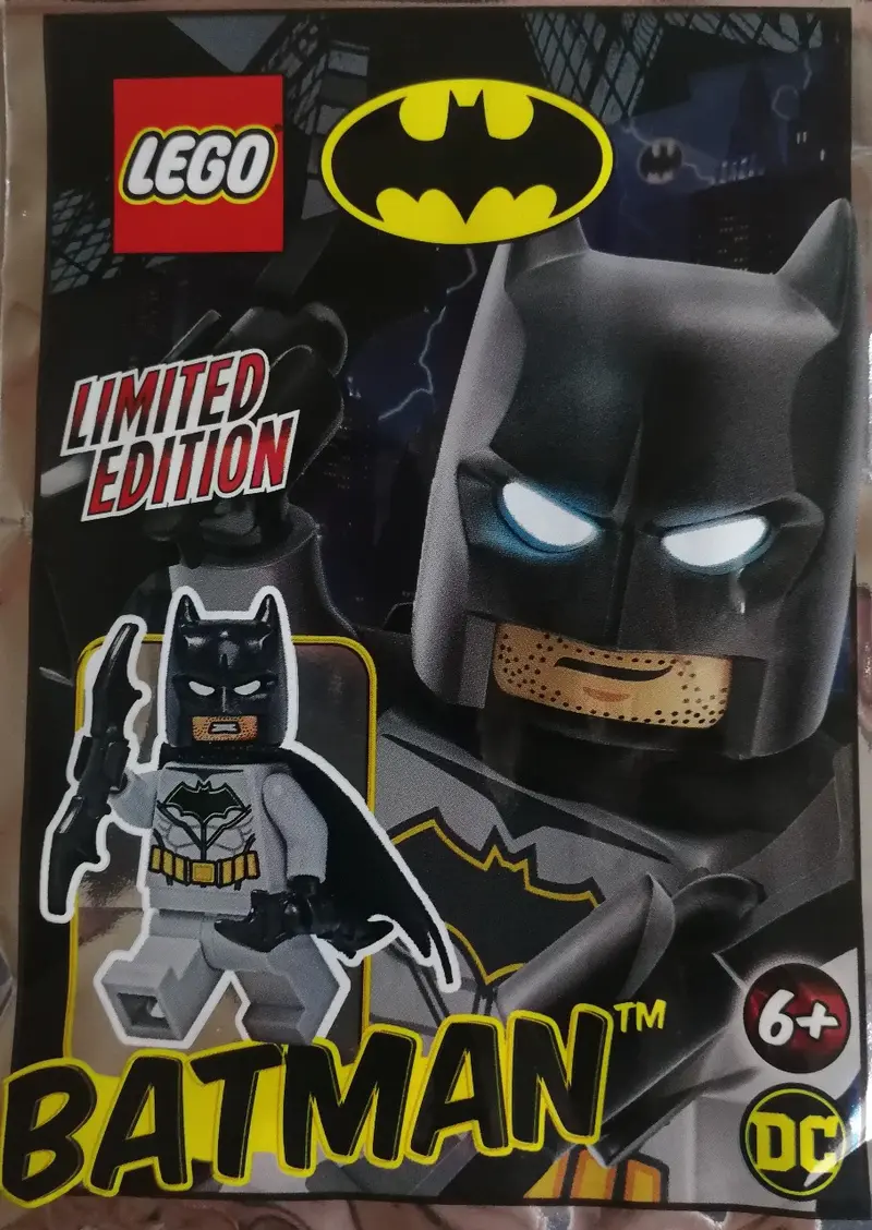 LEGO DC Comics Super Heroes 211901 Batman with Batarang set