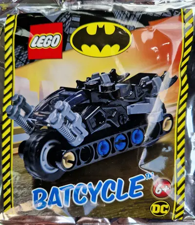LEGO DC Comics Super Heroes 212222 Batcycle set