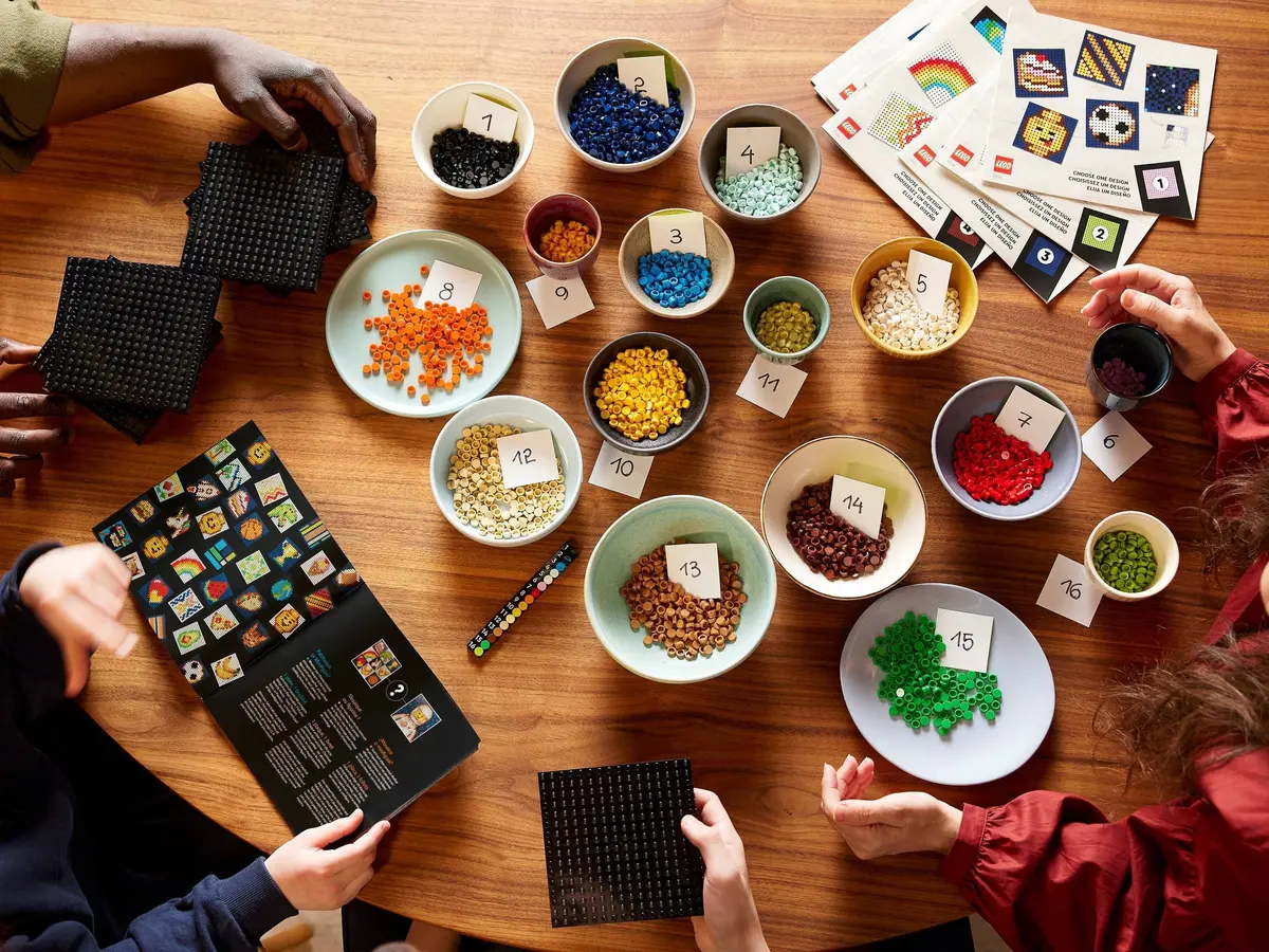 LEGO Art 21226 Art Project - Create Together set, image 6