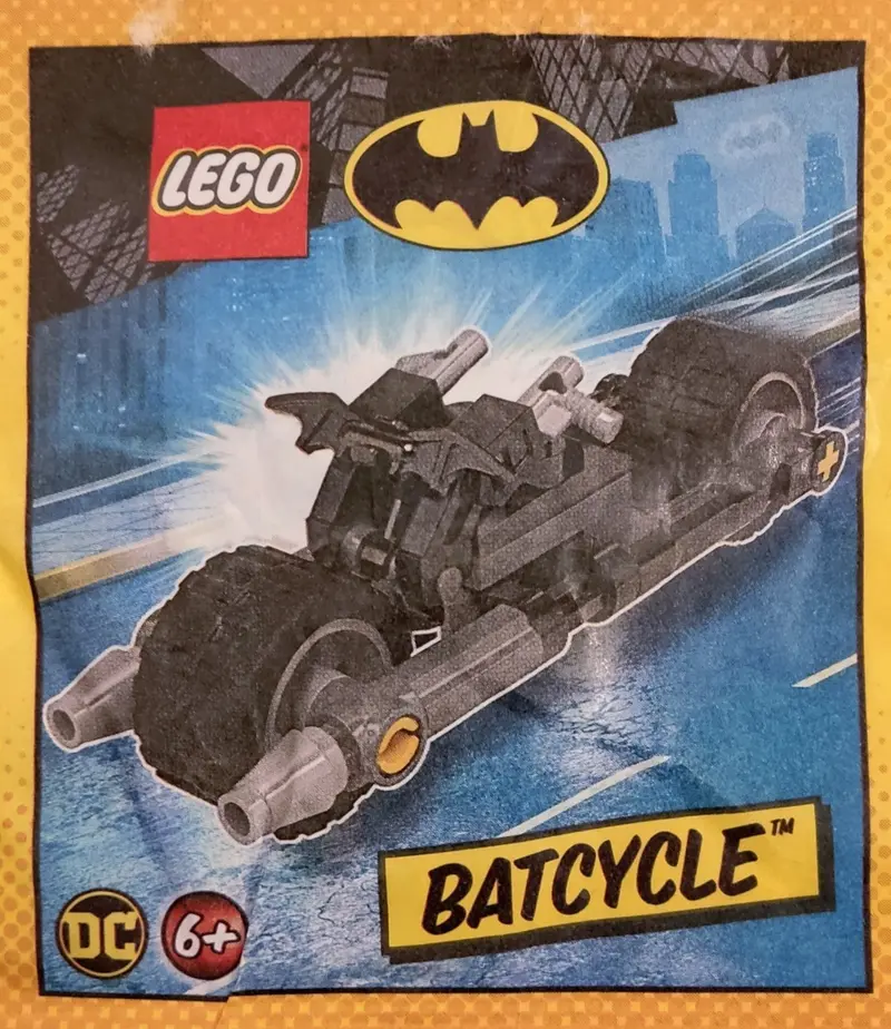 LEGO DC Comics Super Heroes 212325 Batcycle set