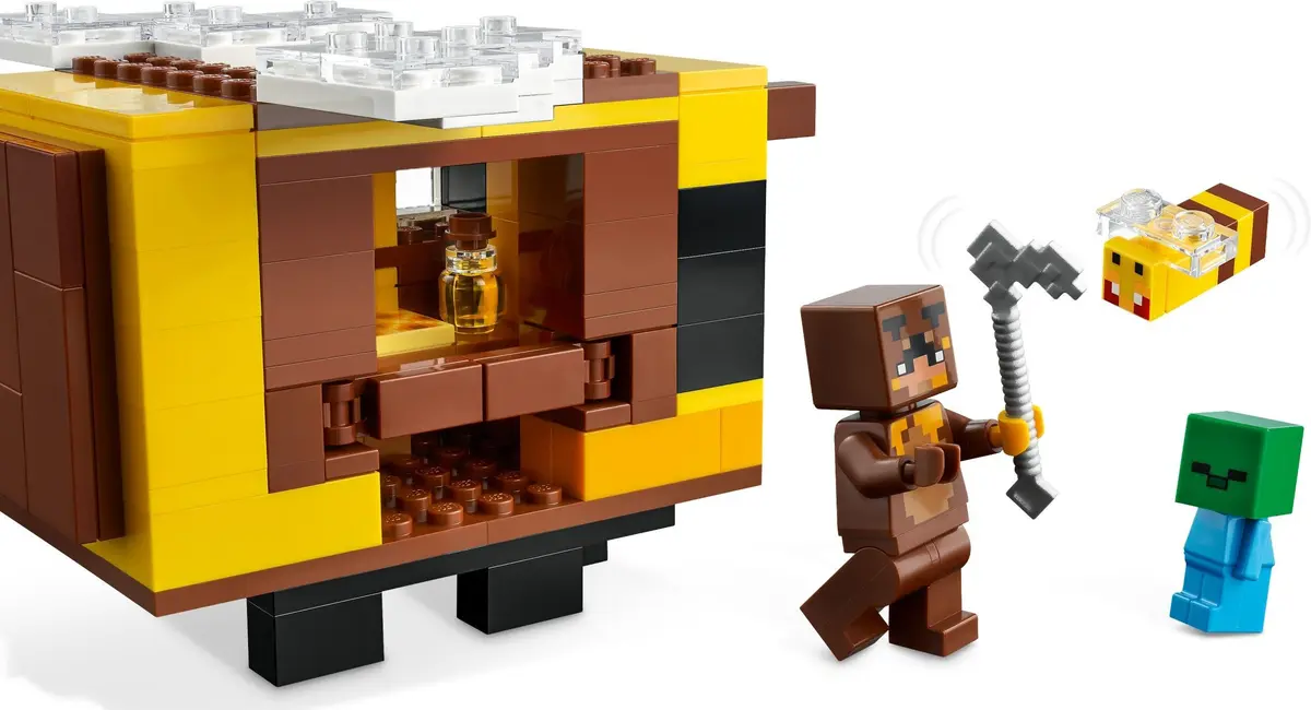 LEGO Minecraft 21241 The Bee Cottage set, image 5