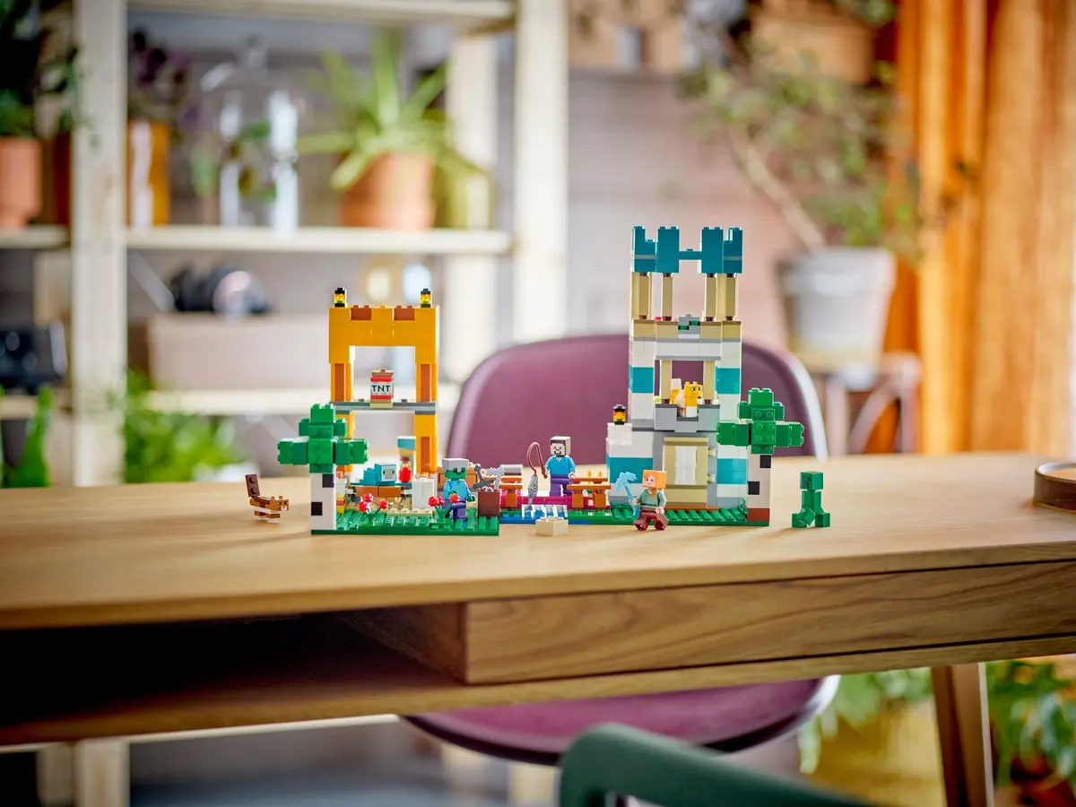 LEGO Minecraft 21249 The Crafting Box 4.0 set, image 7