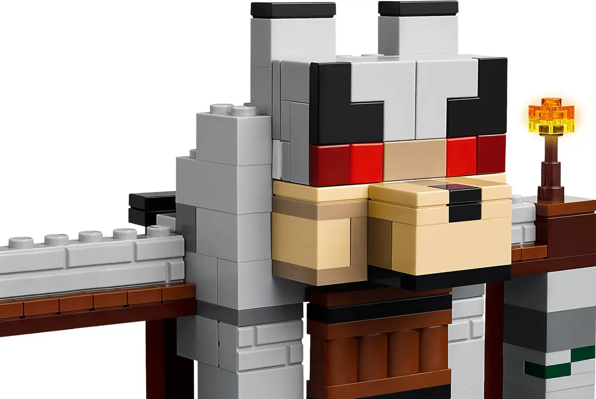 LEGO Minecraft 21261 The Wolf Stronghold set, image 3