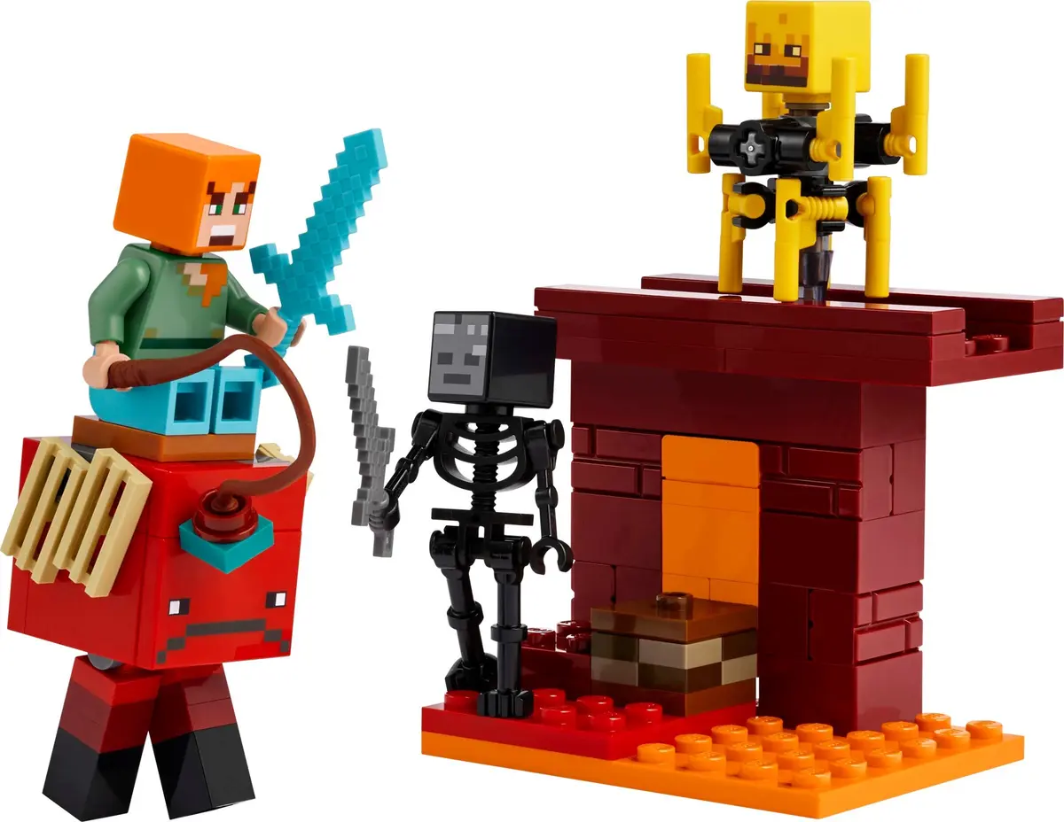 LEGO Minecraft 21266 The Nether Lava Battle set