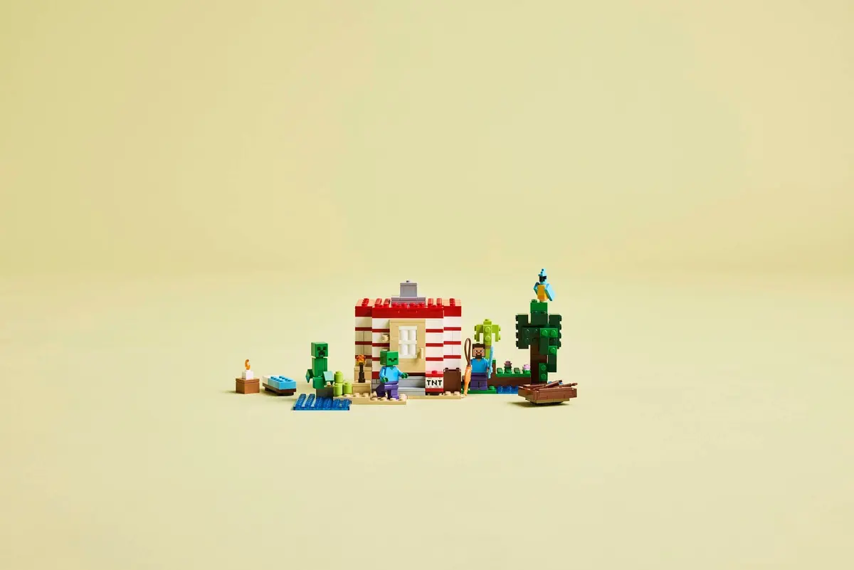 LEGO Minecraft 21275 The TNT Jungle House set, image 7