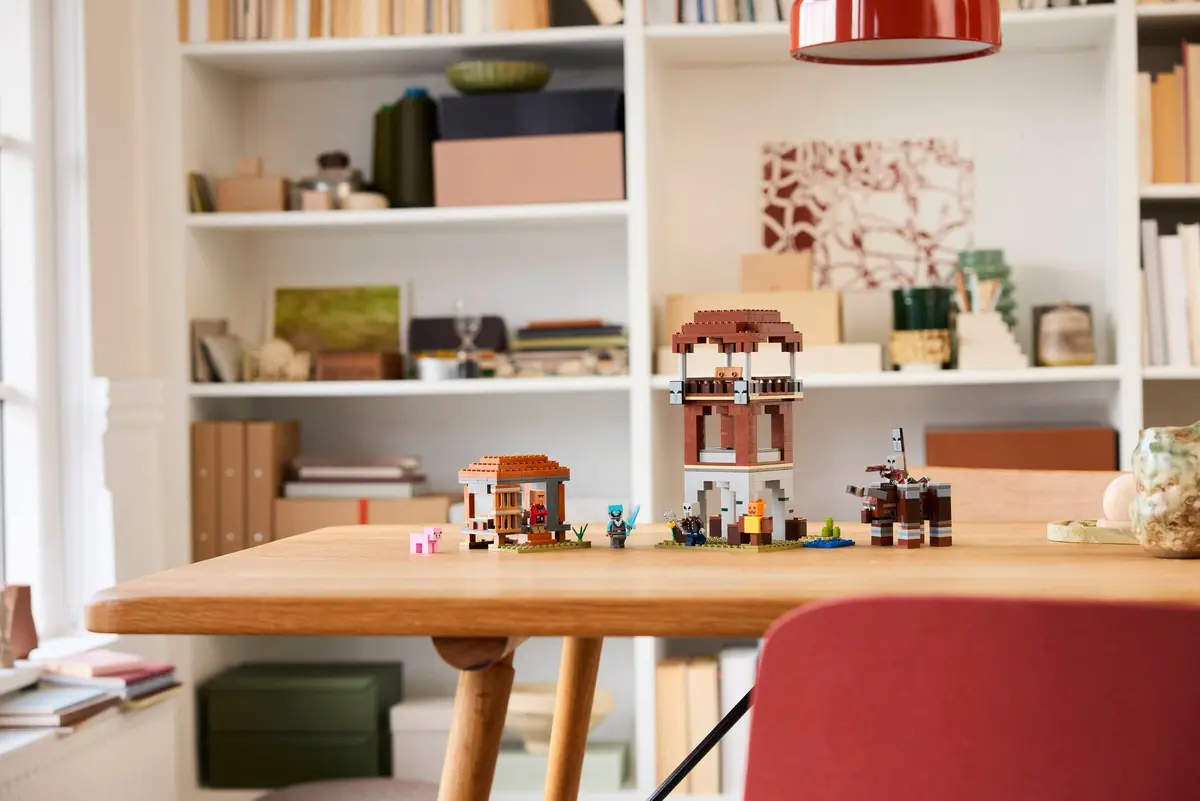 LEGO Minecraft 21278 The Pillager Outpost and Ravager set, image 6