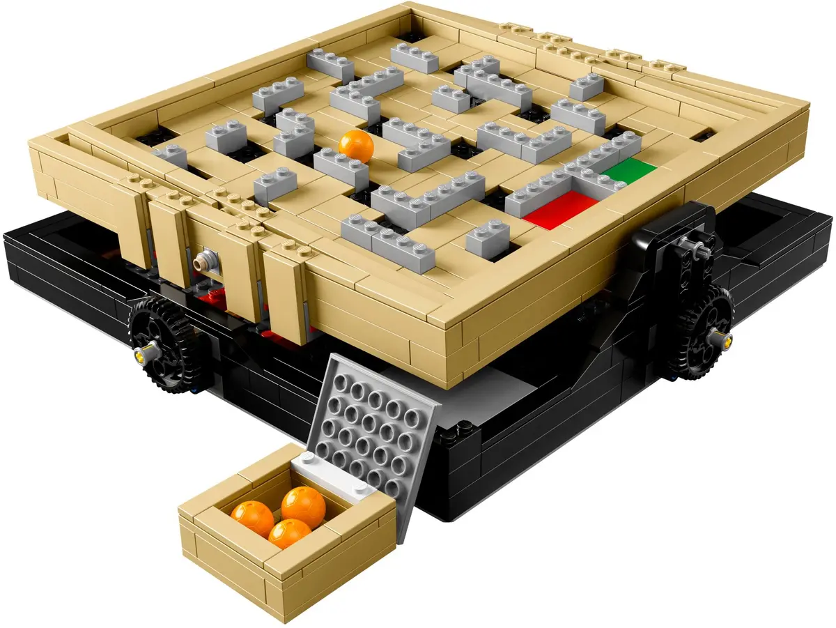 LEGO Ideas 21305 Maze set, image 3