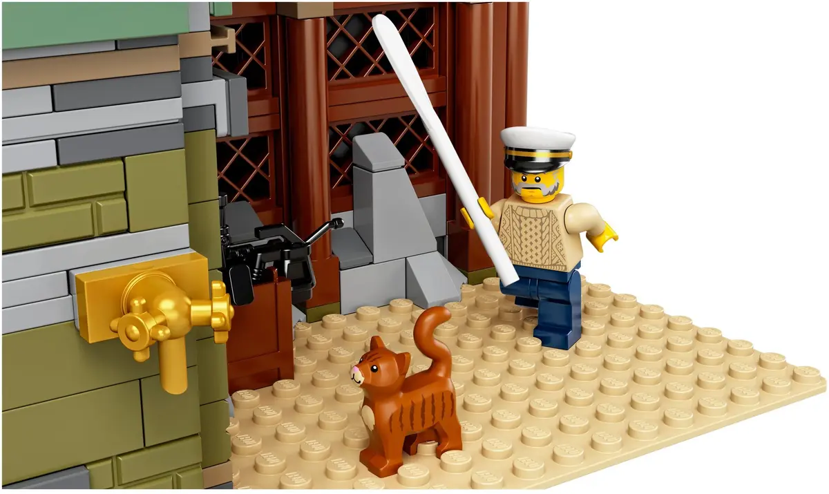 LEGO Ideas 21310 Old Fishing Store set, image 9