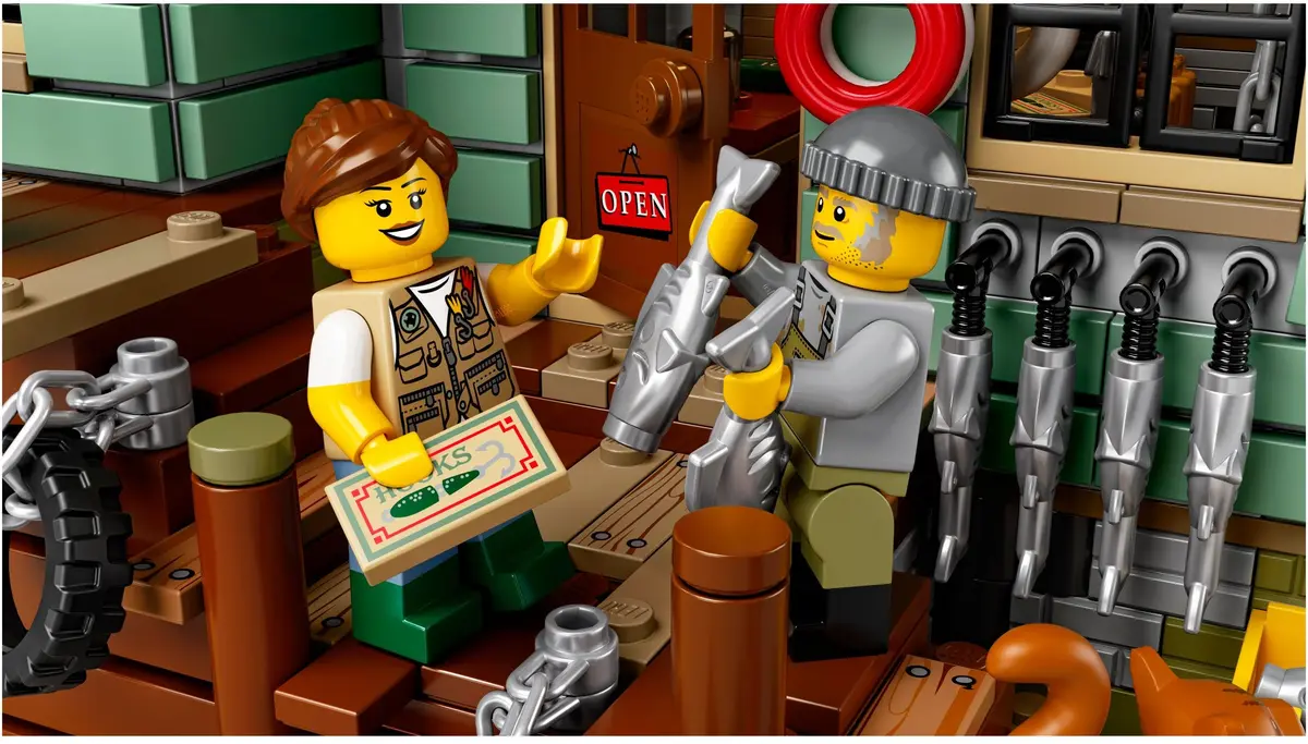 LEGO Ideas 21310 Old Fishing Store set, image 11