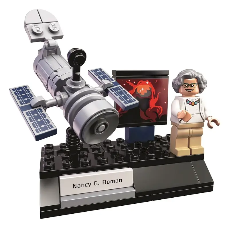 LEGO Ideas 21312 Women of NASA set, image 3
