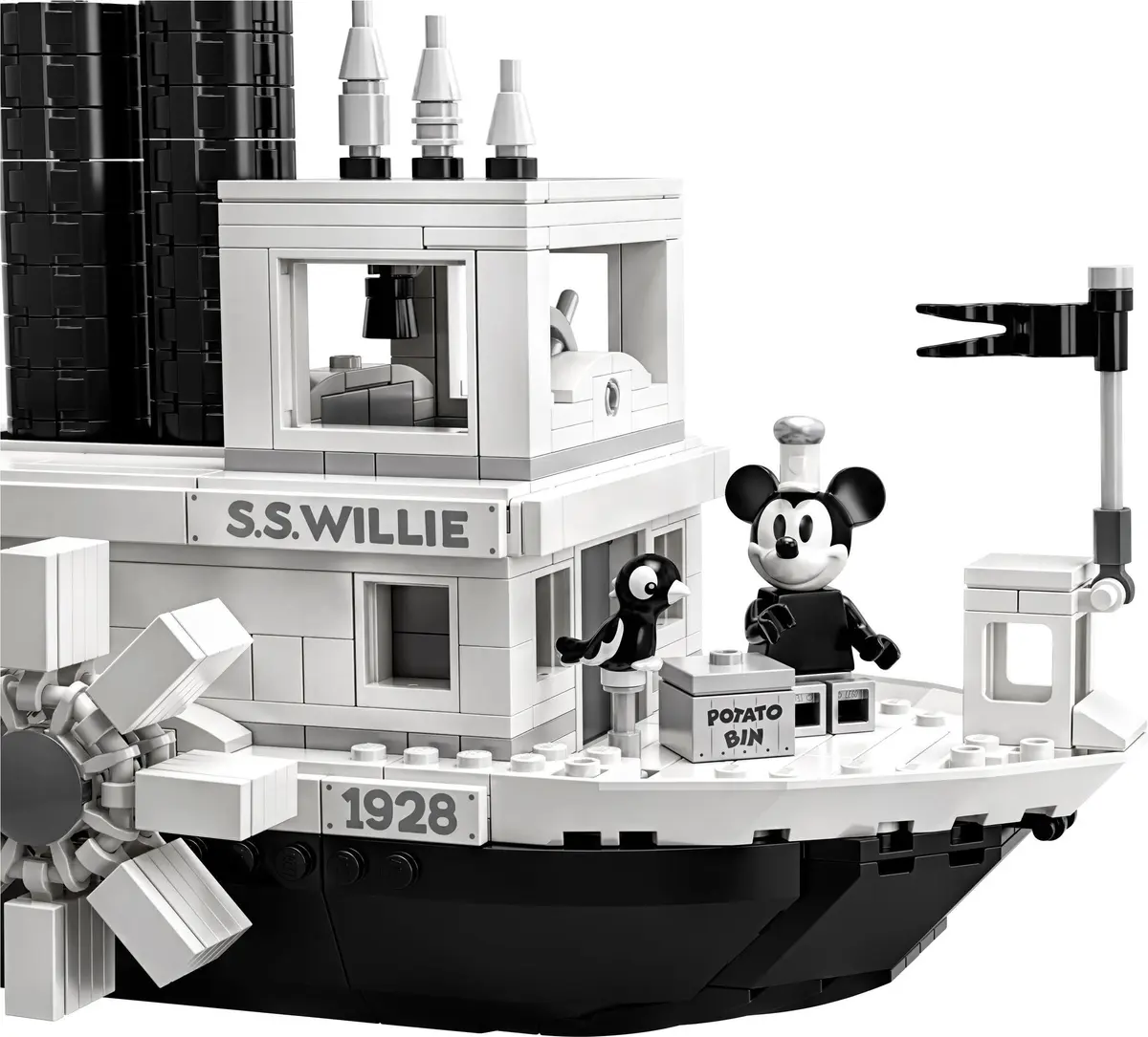 LEGO Ideas 21317 Steamboat Willie set, image 14