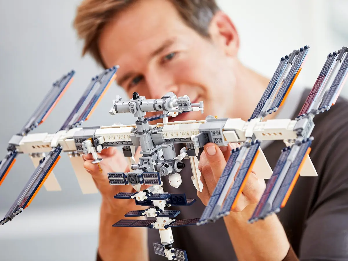 LEGO Ideas 21321 International Space Station set, image 7
