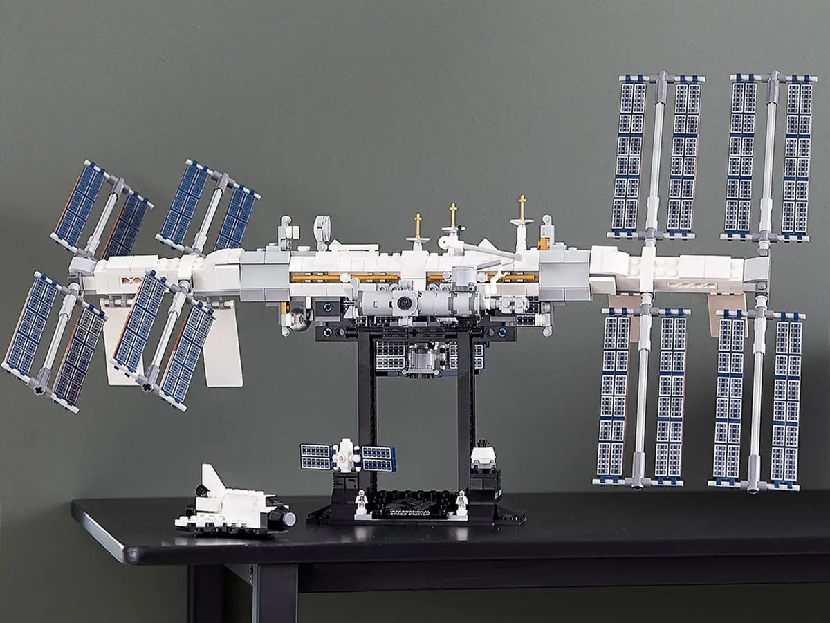 LEGO Ideas 21321 International Space Station set, image 16
