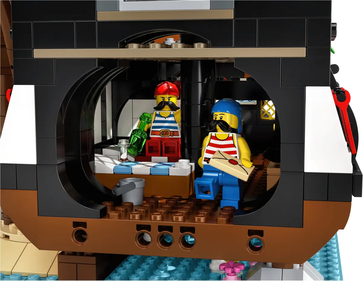LEGO Ideas 21322 Pirates of Barracuda Bay set, image 51