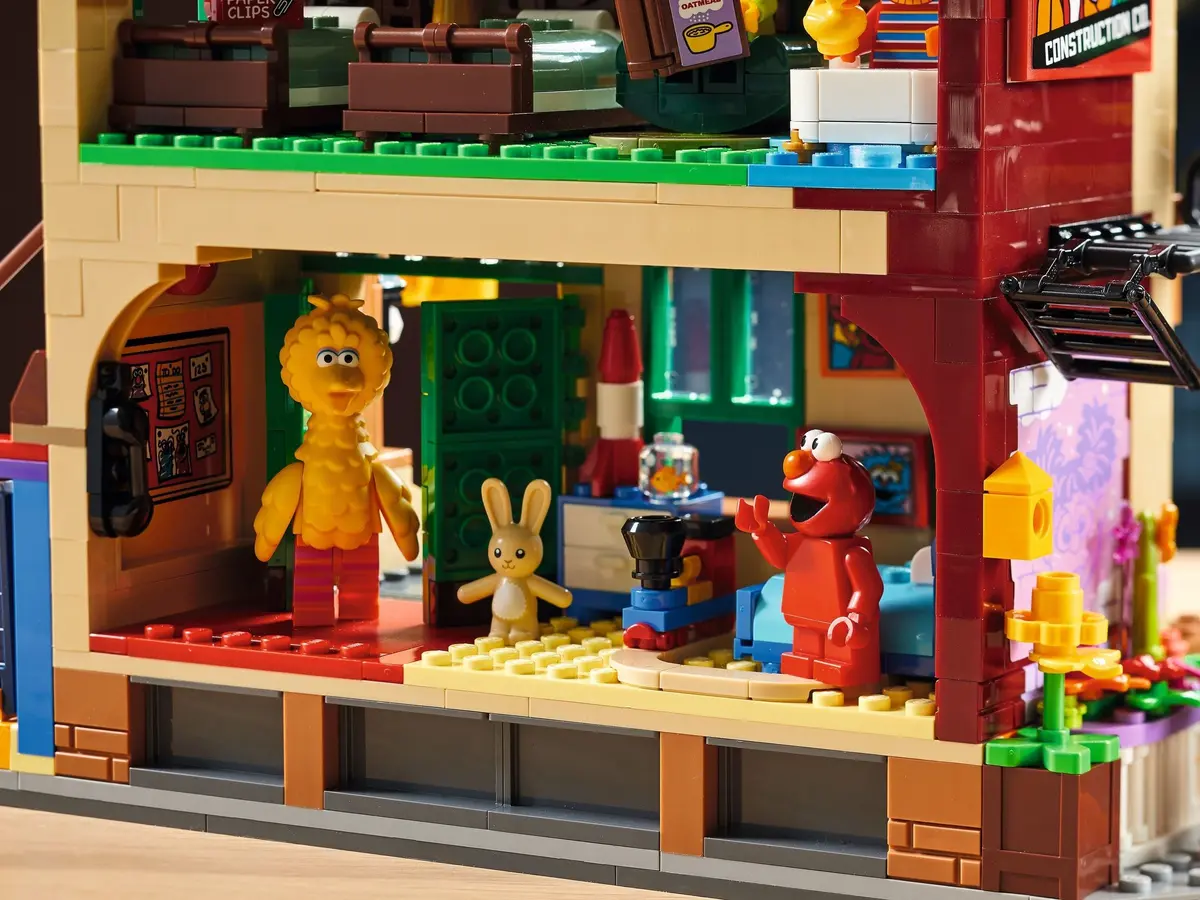 LEGO Ideas 21324 123 Sesame Street set, image 5