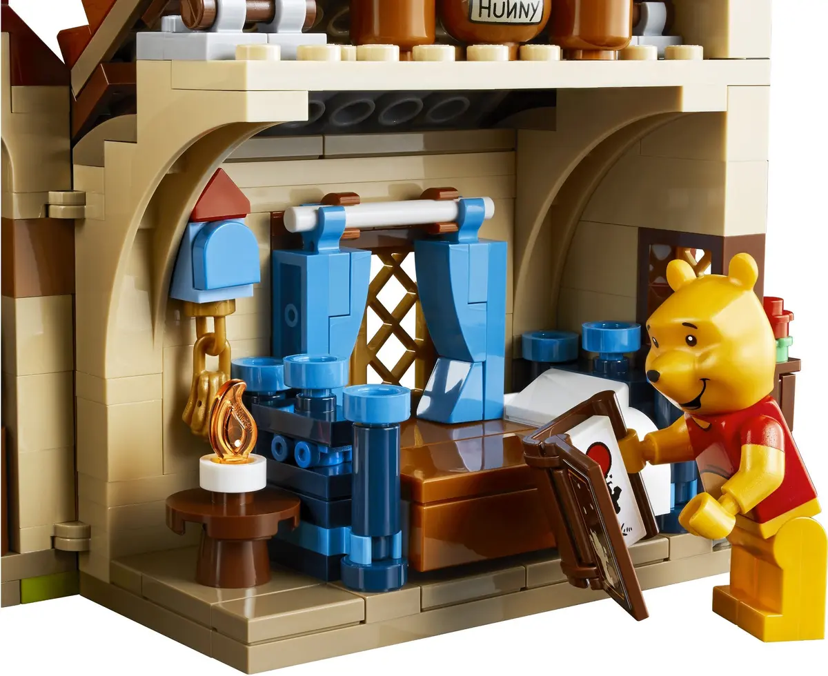 LEGO Ideas 21326 Winnie the Pooh set, image 7
