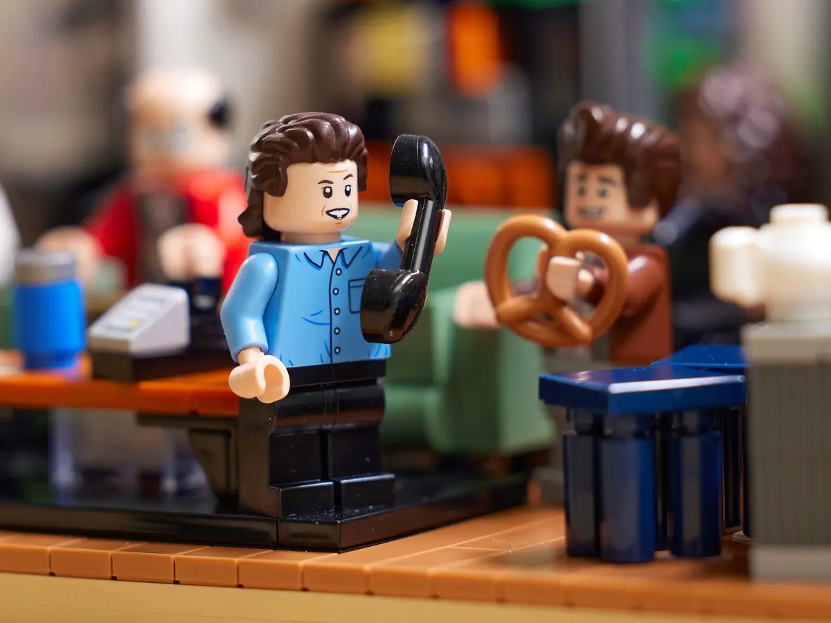 LEGO Ideas 21328 Seinfeld set, image 6
