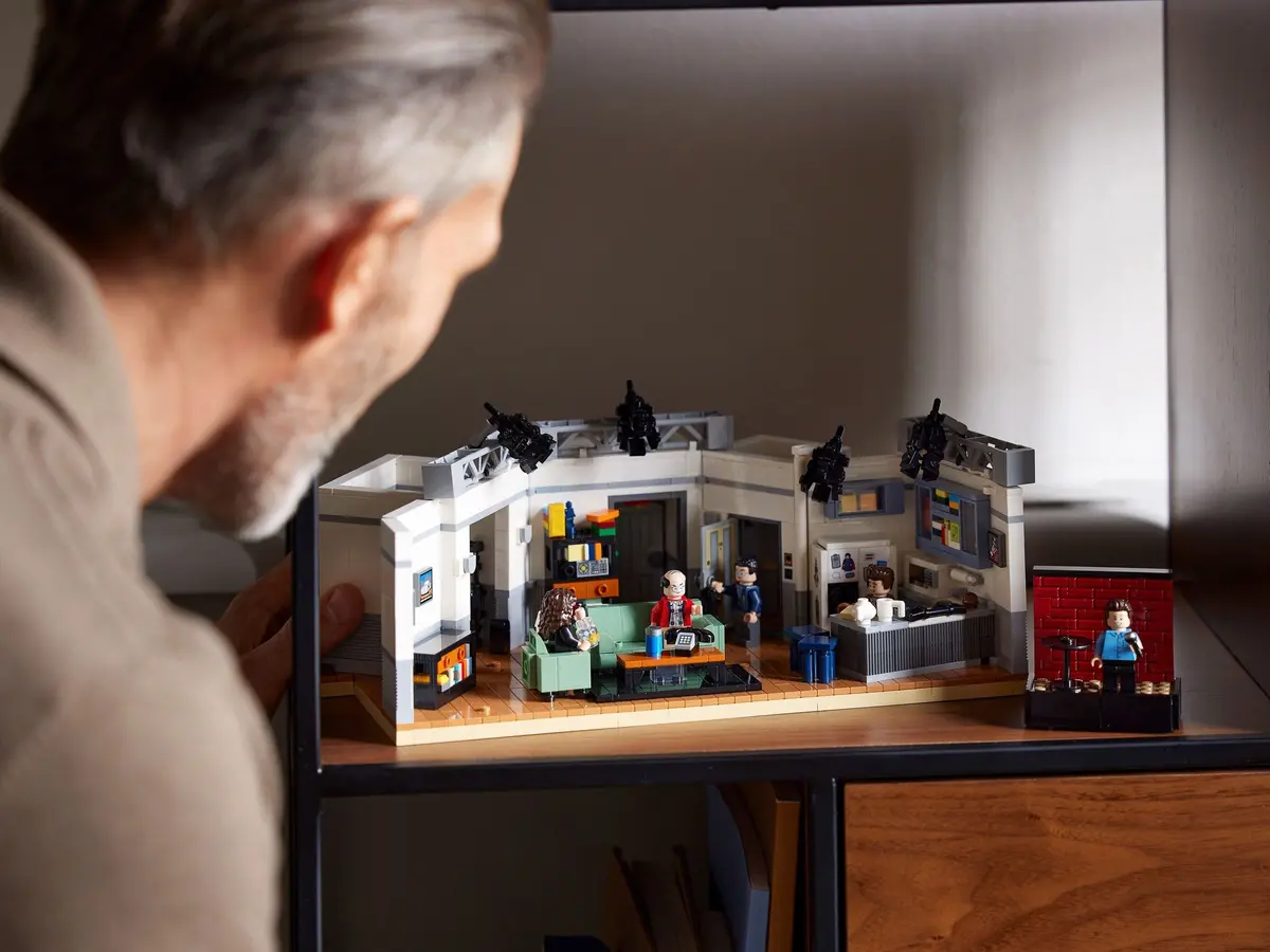 LEGO Ideas 21328 Seinfeld set, image 16
