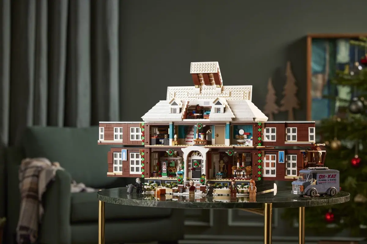 LEGO Ideas 21330 Home Alone set, image 31