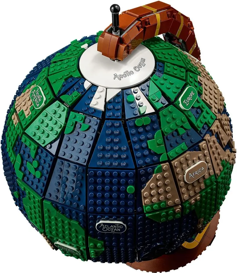 LEGO Ideas 21332 The Globe set, image 4