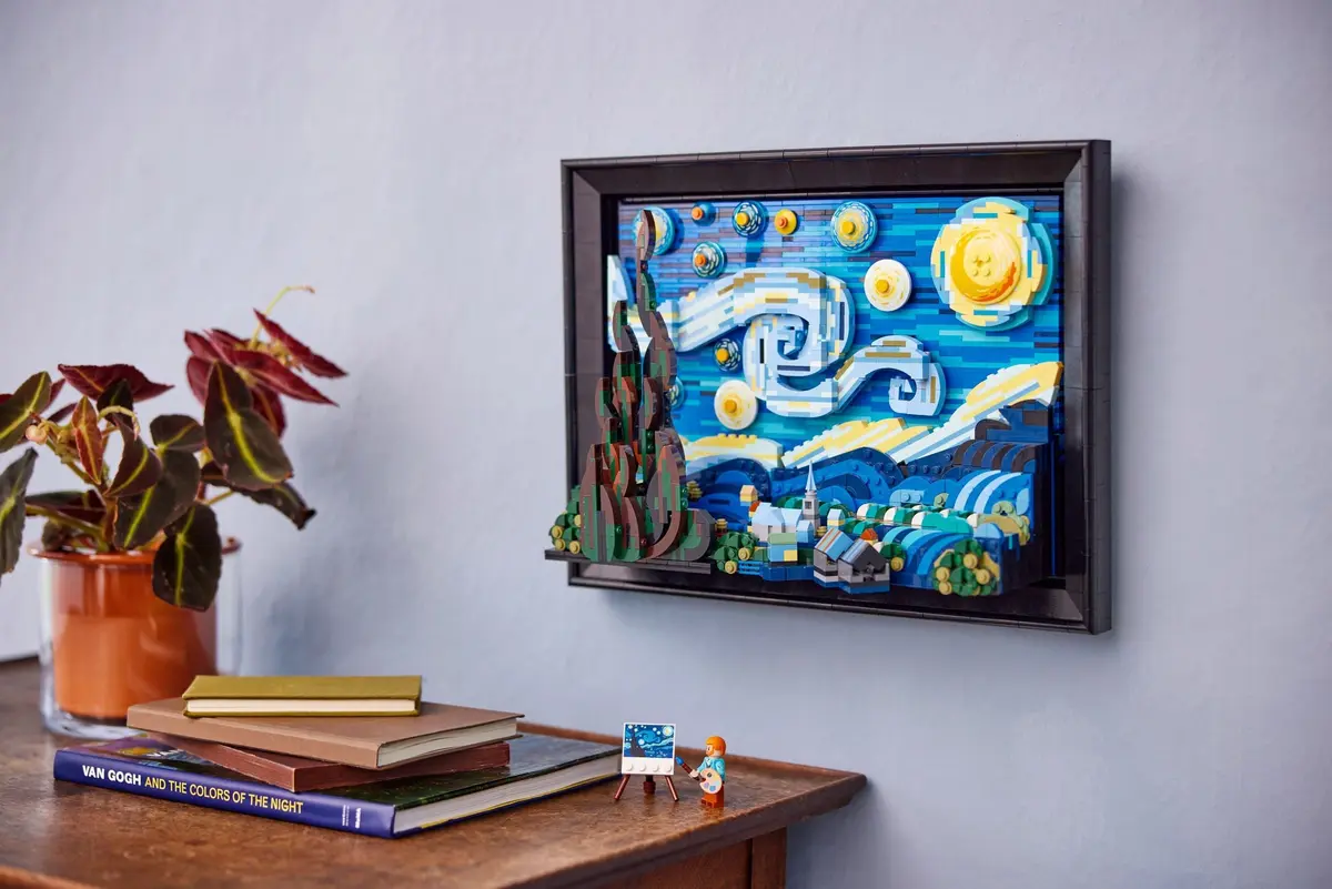 LEGO Ideas 21333 Vincent van Gogh - The Starry Night set, image 4