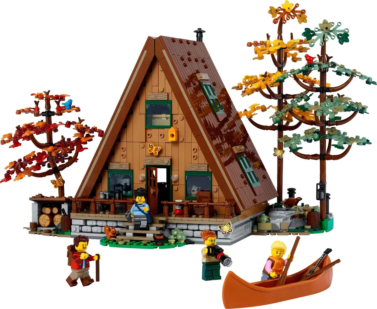 LEGO Ideas 21338 A-Frame Cabin set