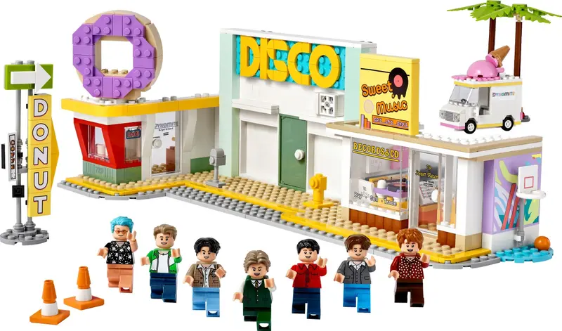 LEGO Ideas 21339 BTS Dynamite set