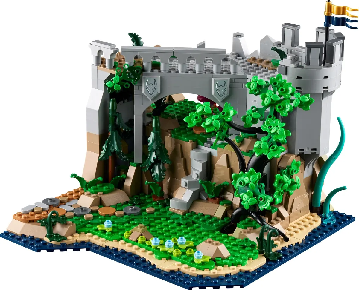 LEGO Ideas 21348 Dungeons & Dragons: Red Dragon's Tale set, image 4