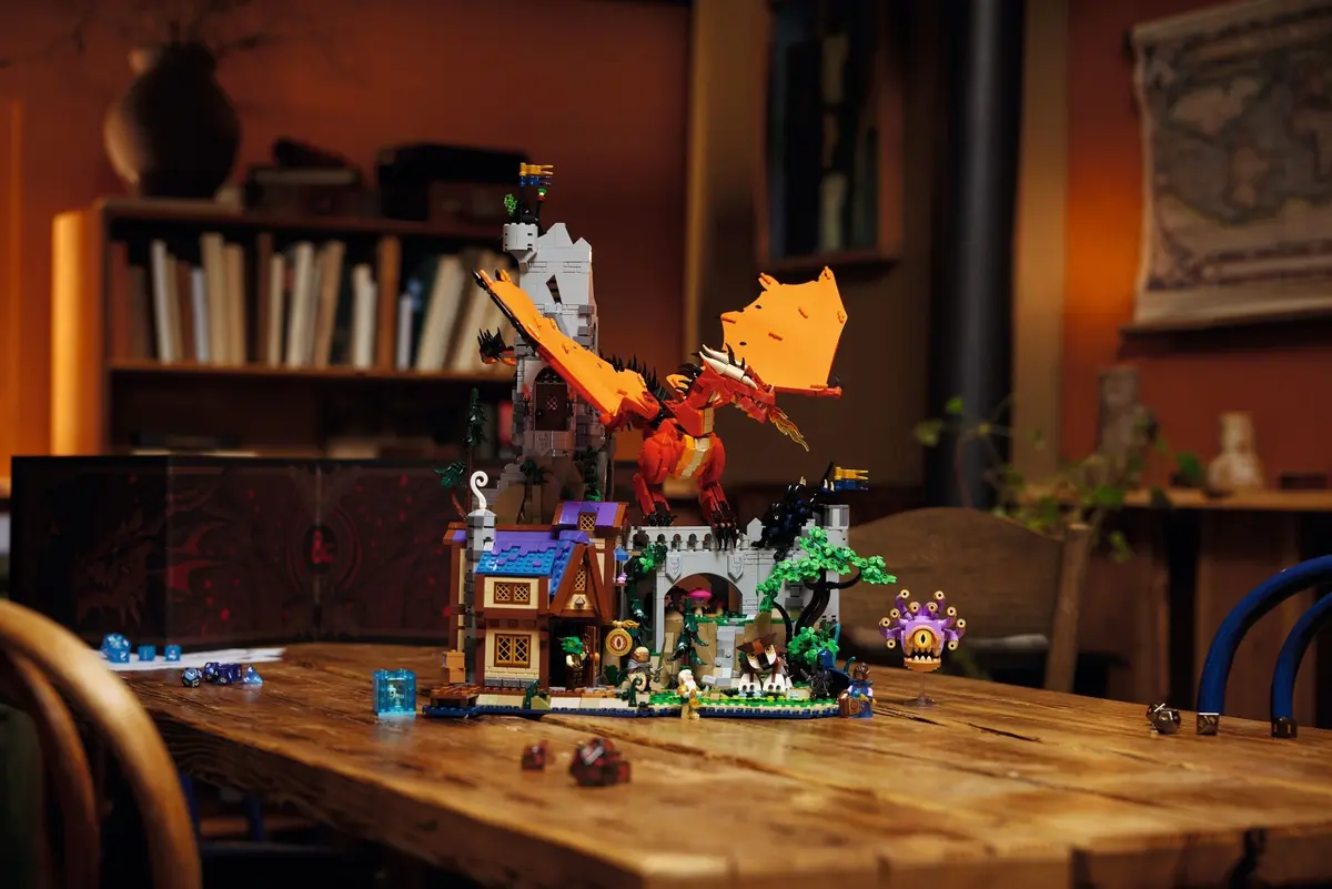 LEGO Ideas 21348 Dungeons & Dragons: Red Dragon's Tale set, image 15