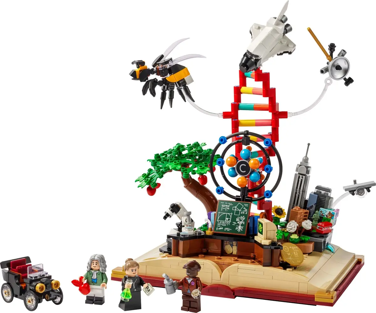 LEGO Ideas 21355 The Evolution of STEM set