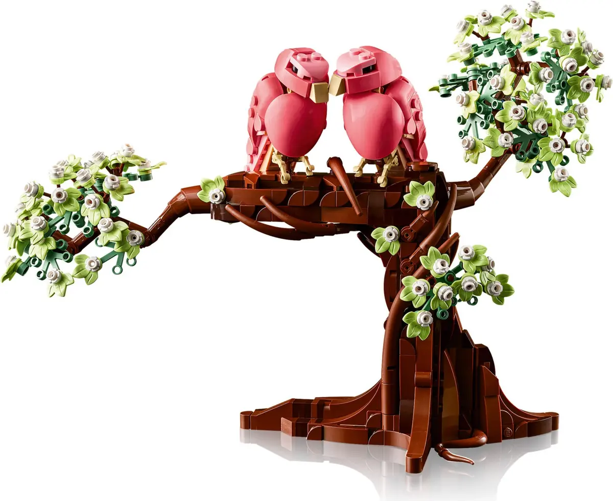 LEGO Ideas 21365 Love Birds set, image 13