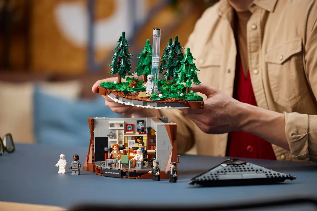LEGO Ideas 21369 The X-Files set, image 6