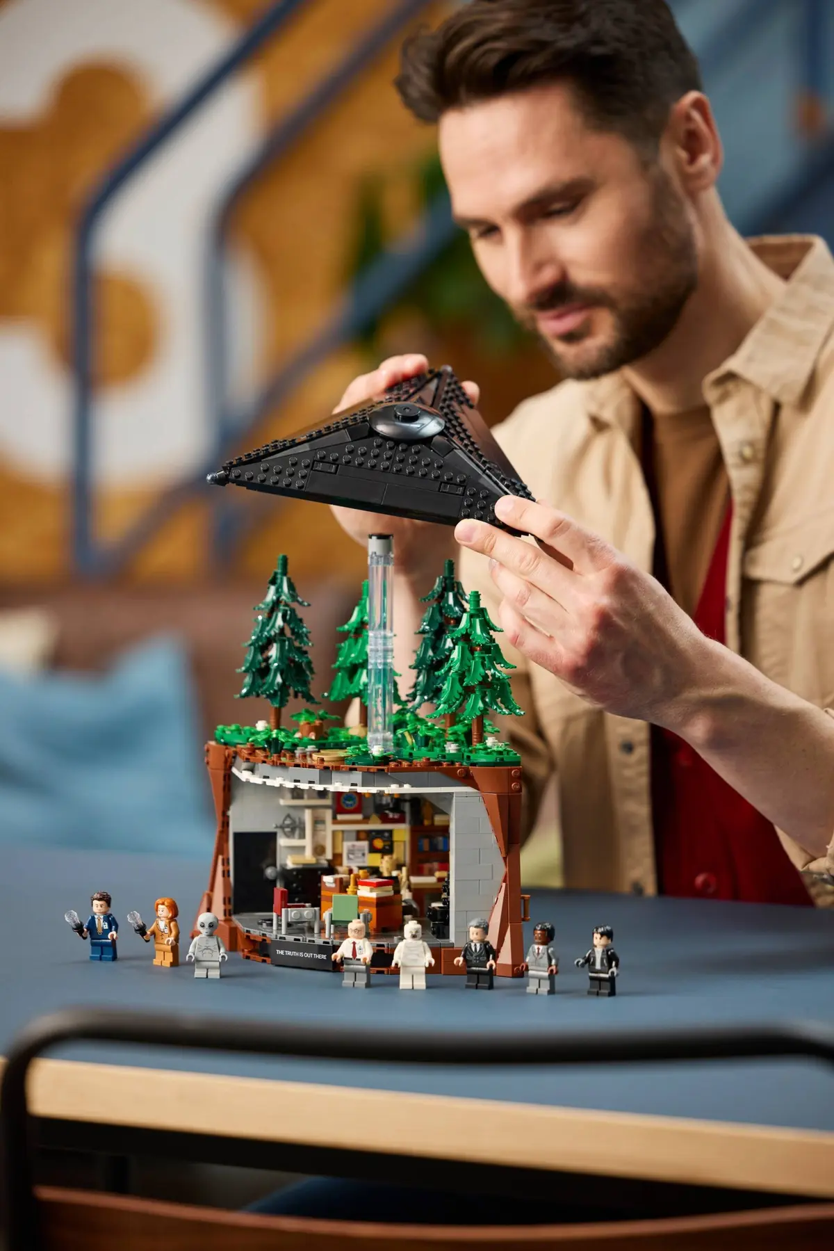 LEGO Ideas 21369 The X-Files set, image 15