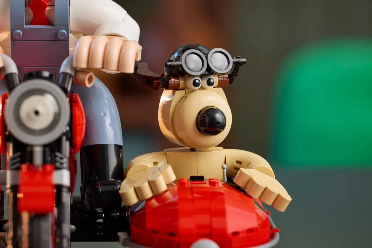 LEGO Ideas 21371 Wallace & Gromit set, image 7