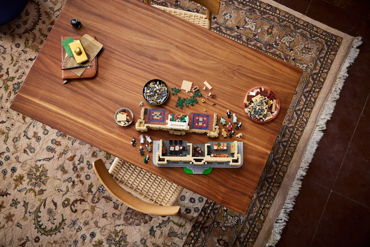 LEGO Ideas 21373 Downton Abbey set, image 9