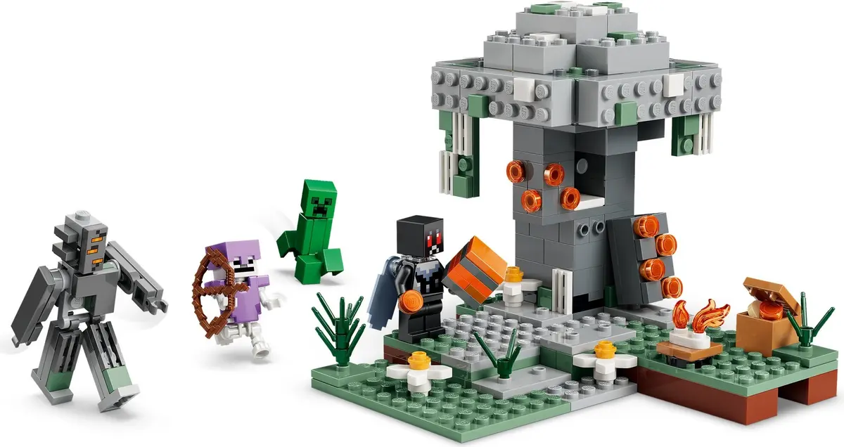 LEGO Minecraft 21586 The Pale Garden set, image 10