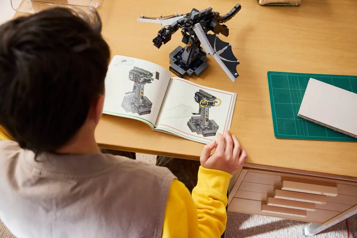 LEGO Minecraft 21595 The Ender Dragon set, image 9
