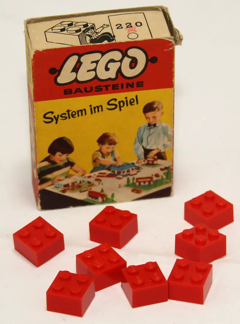 LEGO System 220 2 x 2 Bricks set, image 7