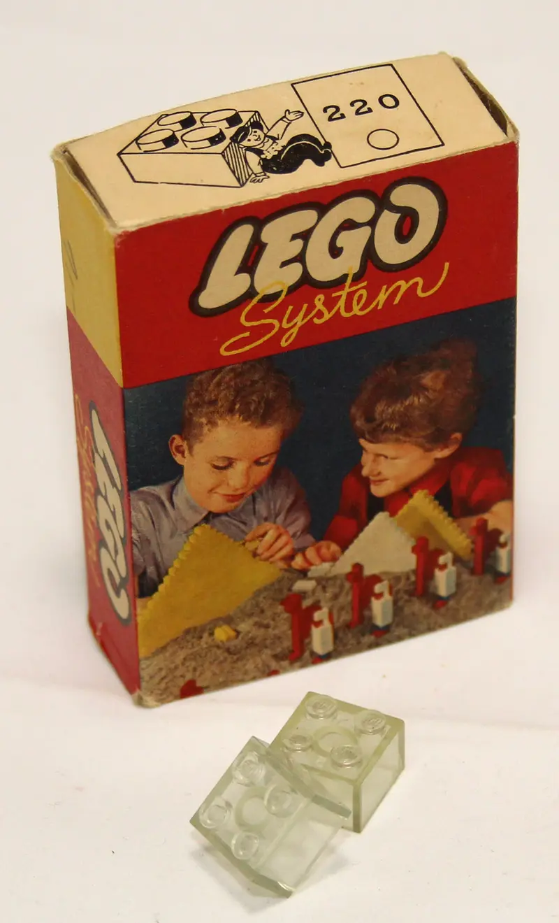 LEGO System 220 2 x 2 Bricks set, image 5