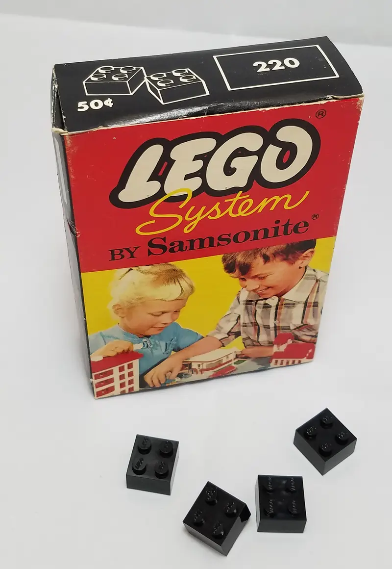 LEGO Samsonite 220 2 X 2 Bricks set, image 3