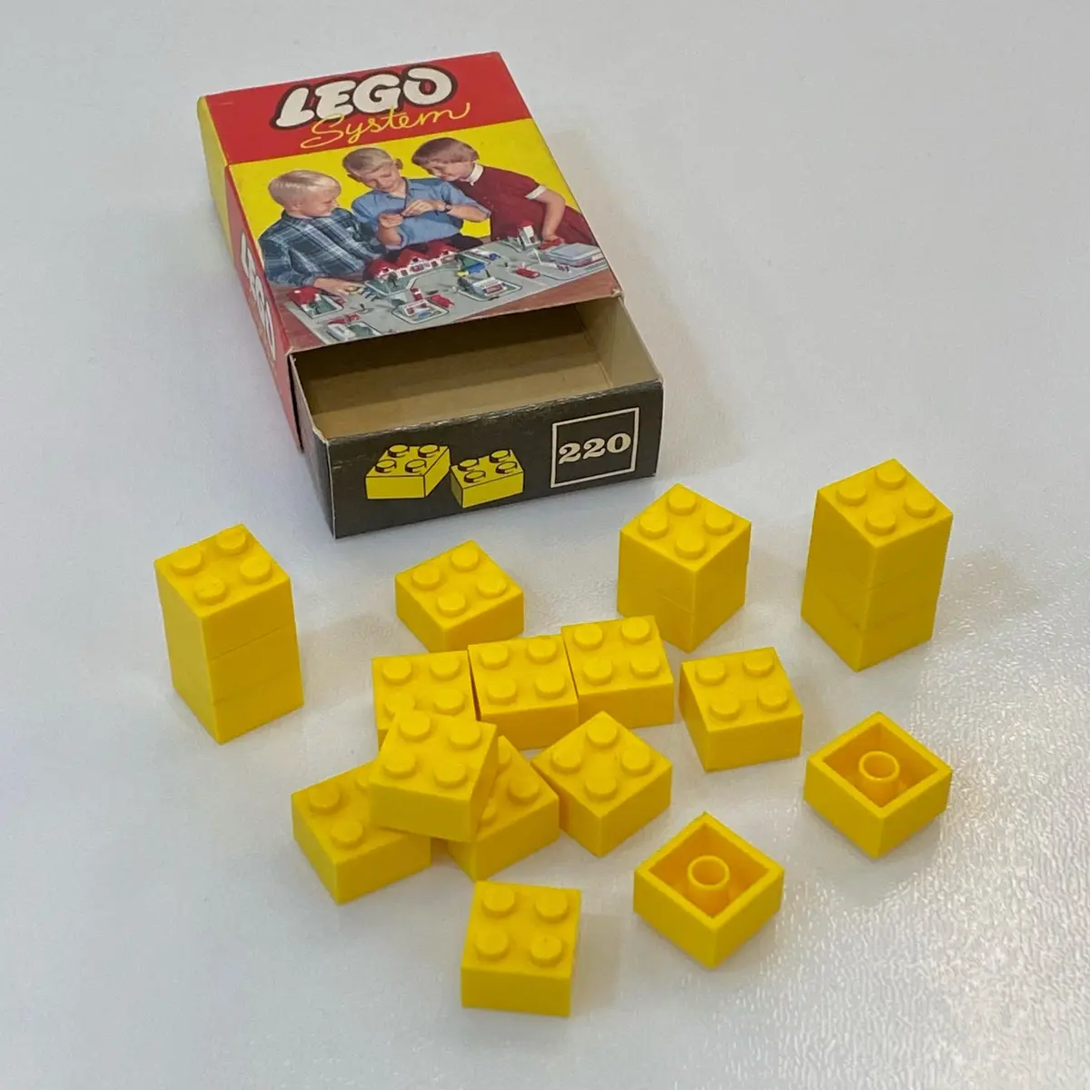 LEGO Samsonite 220 2 X 2 Bricks set, image 6