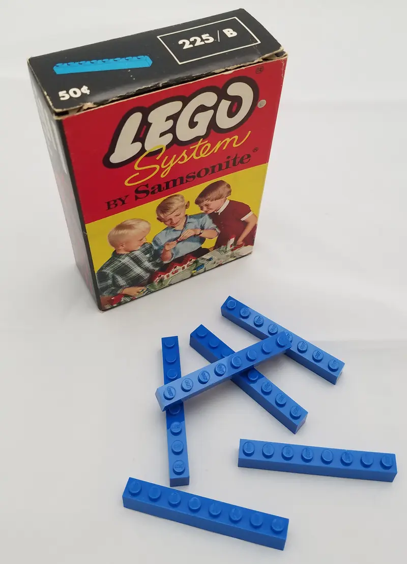 LEGO Samsonite 225_B 1 x 8 Beams set