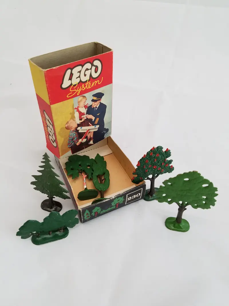 LEGO System 230 Six Trees and Bushes set