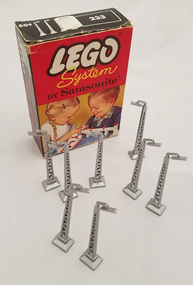 LEGO Samsonite 233 Street Lamps set