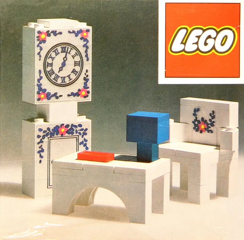 LEGO Homemaker 270 Grandfather Clock, Chair and Table set