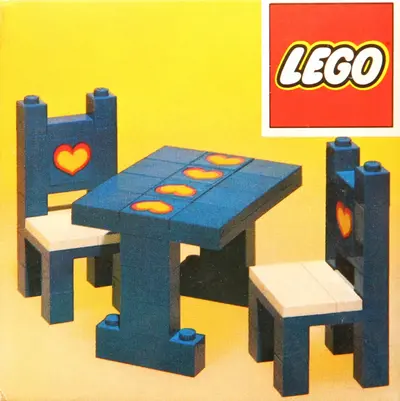 LEGO Homemaker 275 Table and chairs set