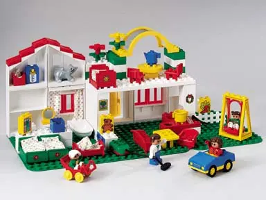 LEGO DUPLO 2942 Play House set