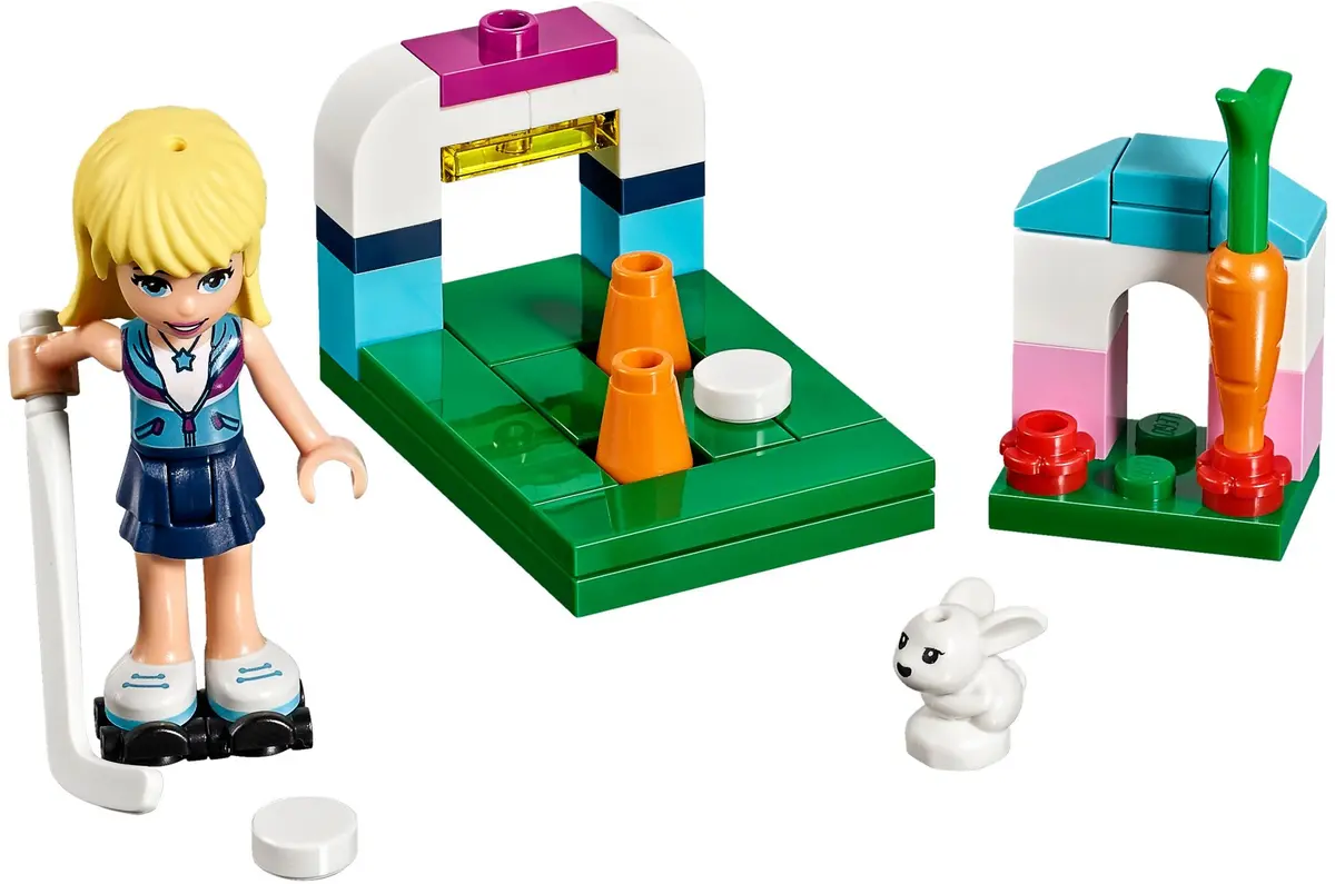 LEGO Friends 30405 Stephanie's Hockey Practice set