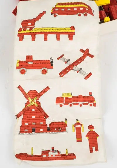 LEGO System 305 Fire Engine set, image 3